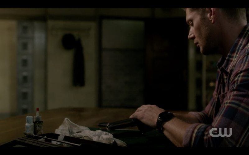 supernatural 1308 jensen ackles dean taking gun apart scorpion