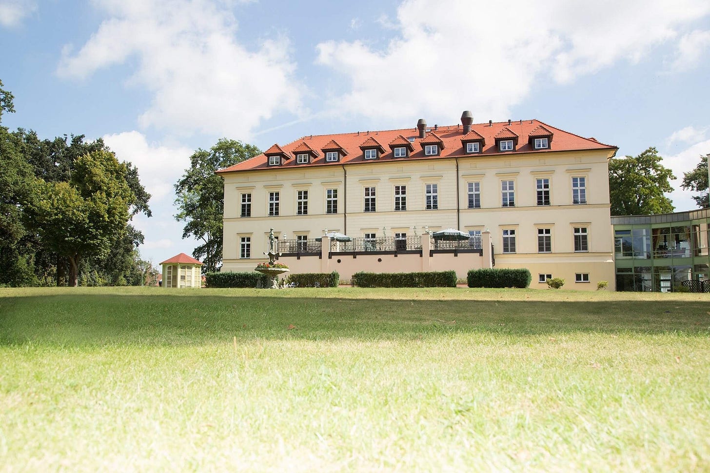Limes Schlossklinik Mecklenburgische Schweiz • Gesundheit »  outdooractive.com