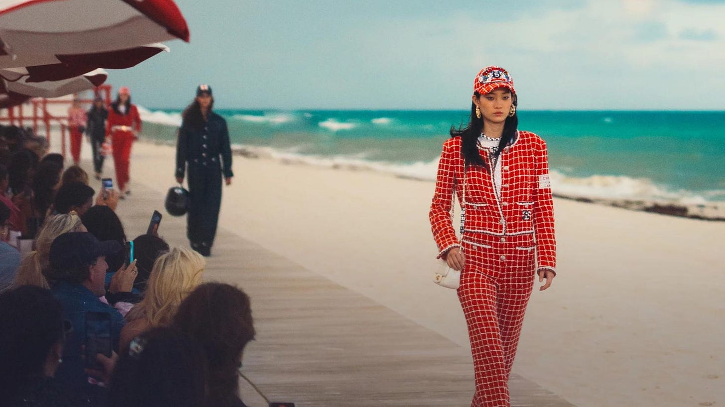CHANEL The Cruise 2022/23 show in Miami - Time International