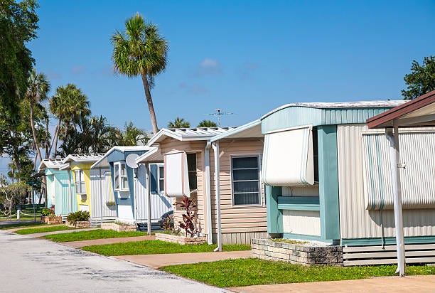 3,300+ Trailer Park Home Stock Photos, Pictures & Royalty ...