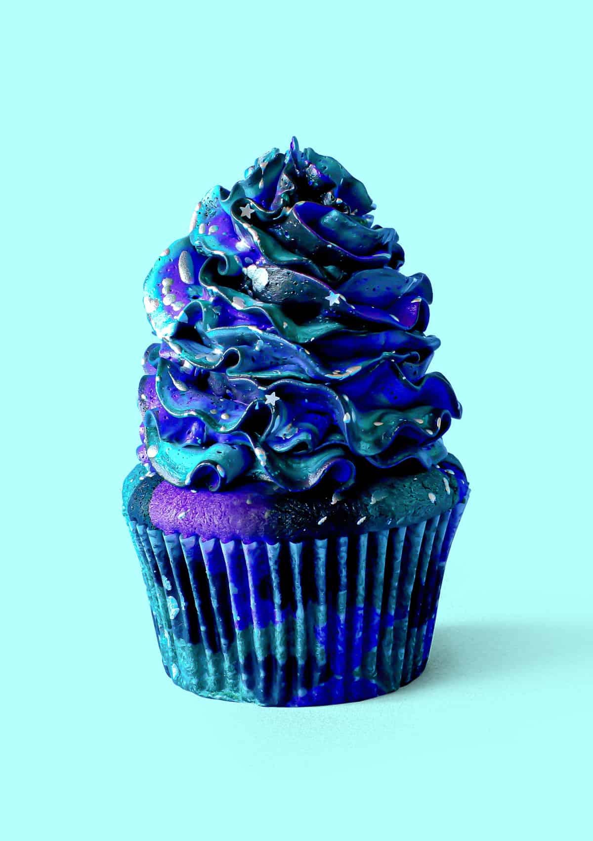 Midnight Galaxy Cupcakes