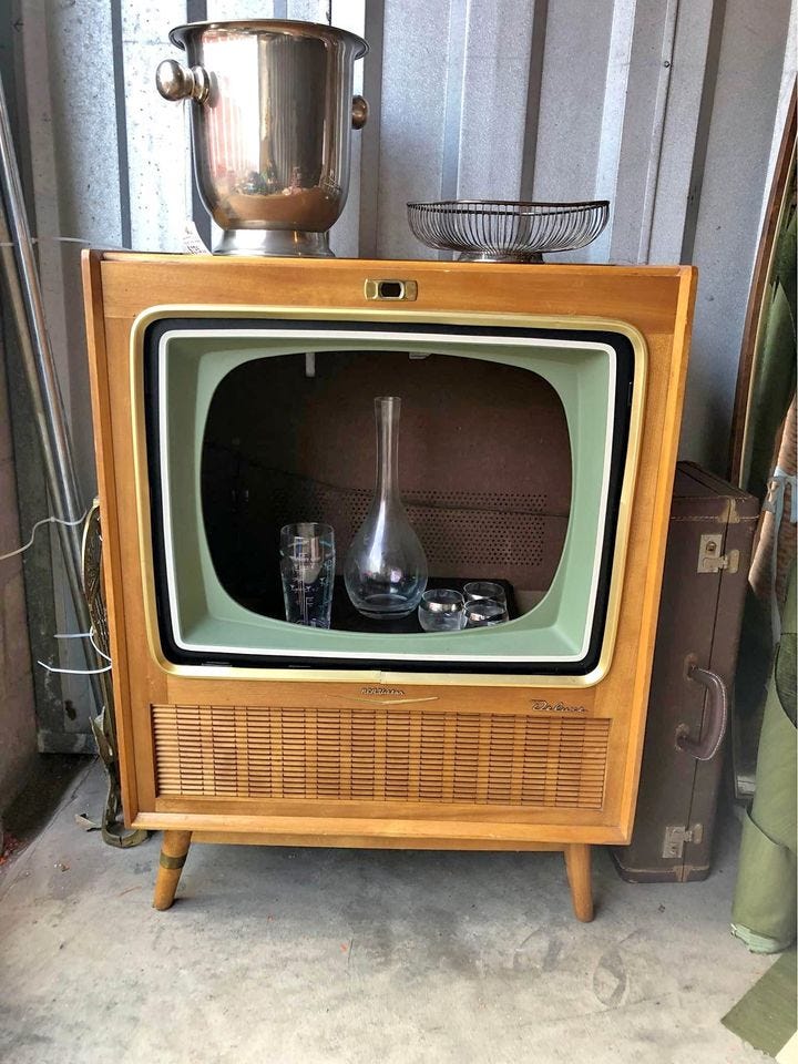Product photo of Vintage Mid Century Modern TV For Project- FREE DELIVERY!!!