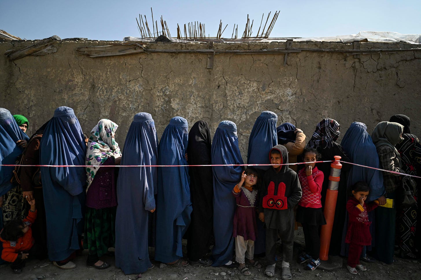 Beyond Emergency Relief: Averting Afghanistan's Humanitarian Catastrophe |  Crisis Group