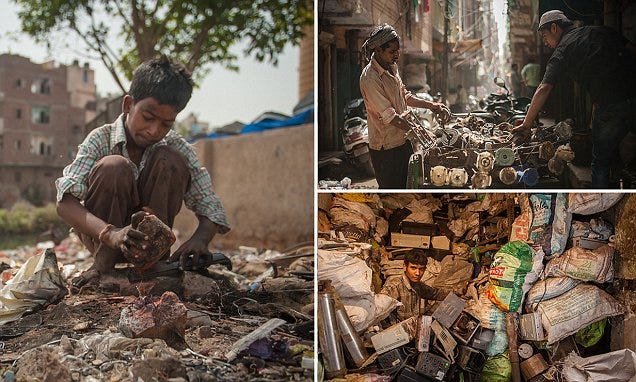 Fascinating images show children sifting through India's E-waste market in Seelampurfor | Daily Mail Online Fascinating images show children sifting through India's E-waste market in Seelampurfor | Daily Mail Online
