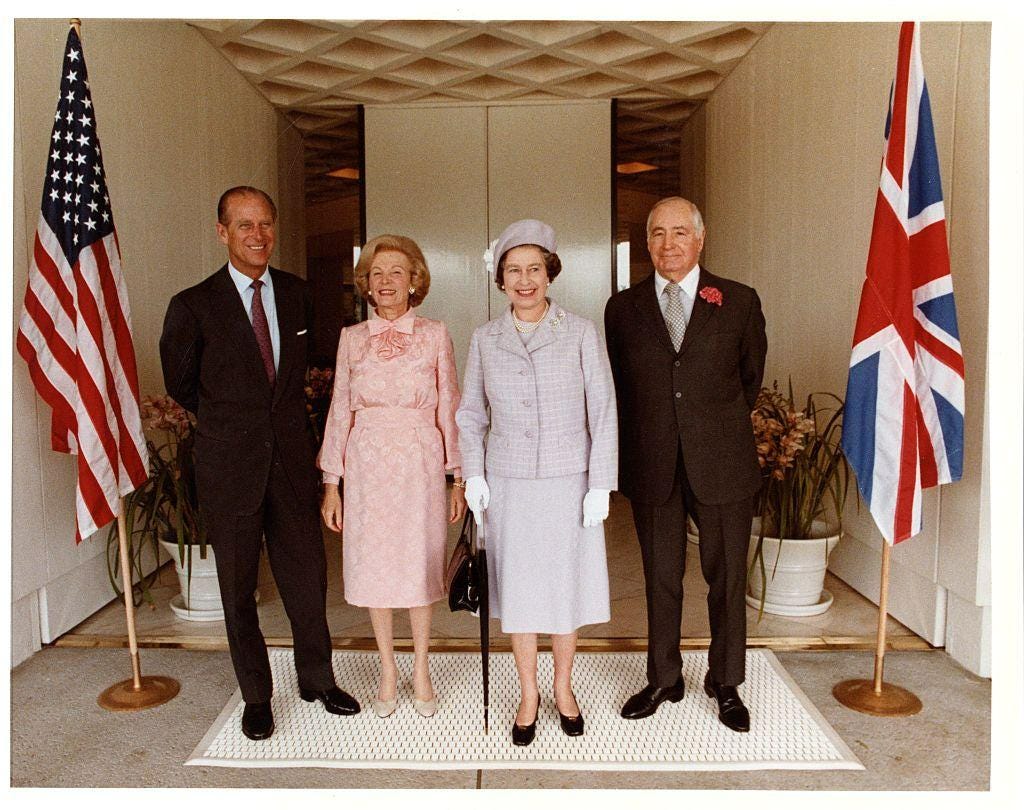 1024px-Queen_Elizabeth_and_prince_Phillip_visit_Sunnylands.jpg