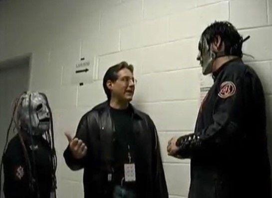 Ik most of you have seen this before, but for those of you who dont know,  that's Jay Weinberg when he was 11, dressed up as Corey : r/Slipknot