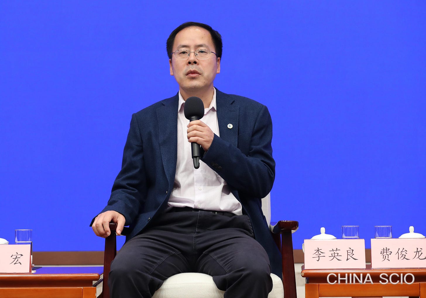 Li Yingliang speaks at the press conference on June 17th.