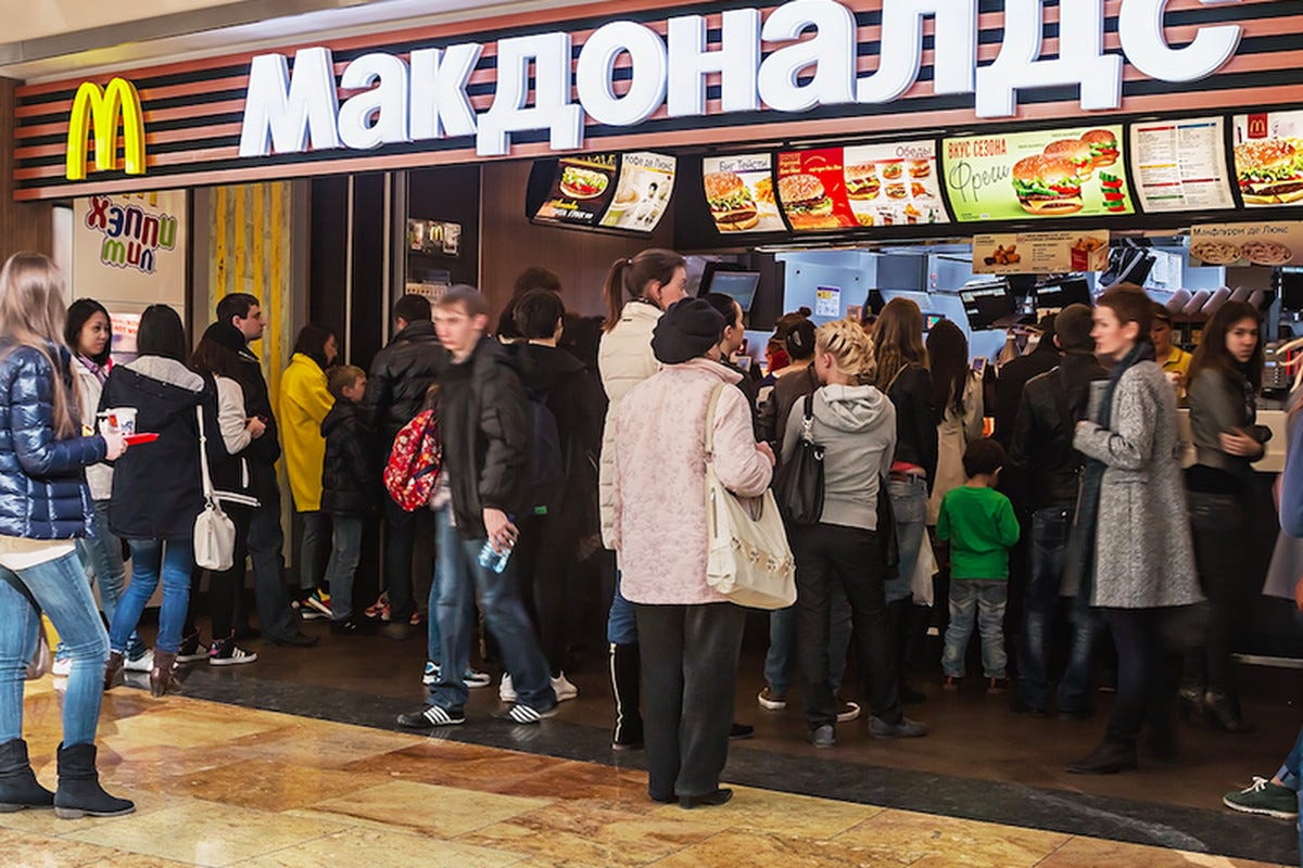 Russia's Largest McDonald's Reopens Following Months of Political Tension -  Eater