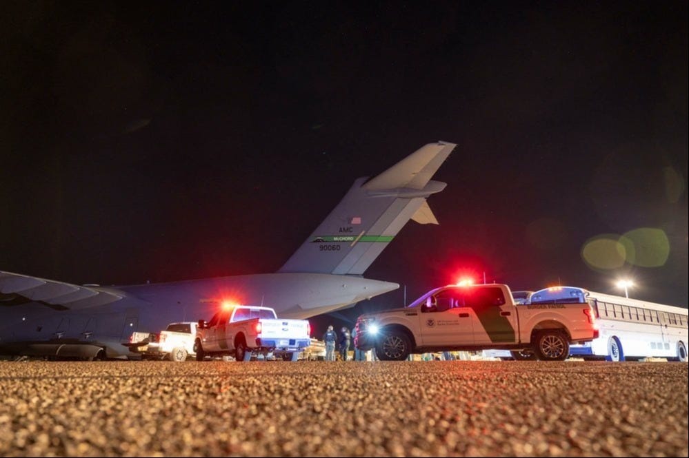 Guatemalans board repatriation flight in Tucson, Arizona