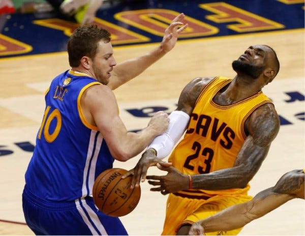 golden state warriors beat cleveland cavaliers nba finals 2015