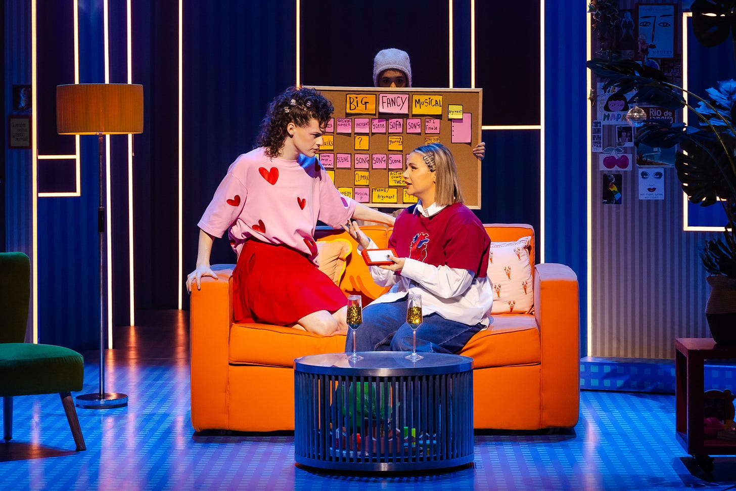 Jo Foster (theythem), Leesa Tulley (sheher) - WHY AM I SO SINGLE (credit Danny Kaan) 7.jpg