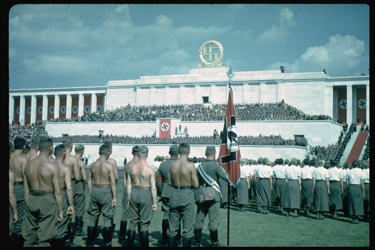 Adolf Hitler Among the Crowds: Color Photos of the Fuhrer's Fans | Time.com