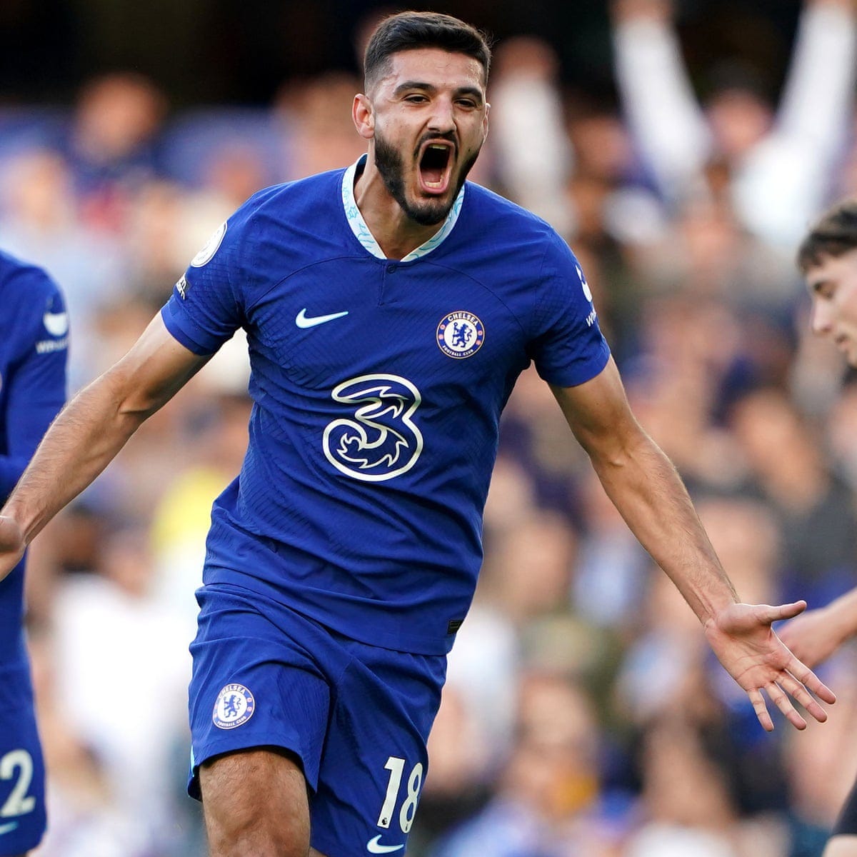 Armando Broja gives dad perfect gift with 'amazing' first Chelsea goal |  Chelsea | The Guardian