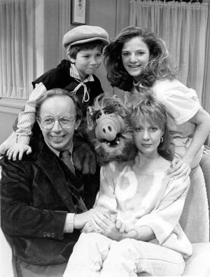 (L-R) Max Wright, Benji Gregory, Andrea Elson, and Anne Shedeen with ALF aka Alien Life Form from the TV show "ALF" on May 23, 1986, in Los Angeles, California.