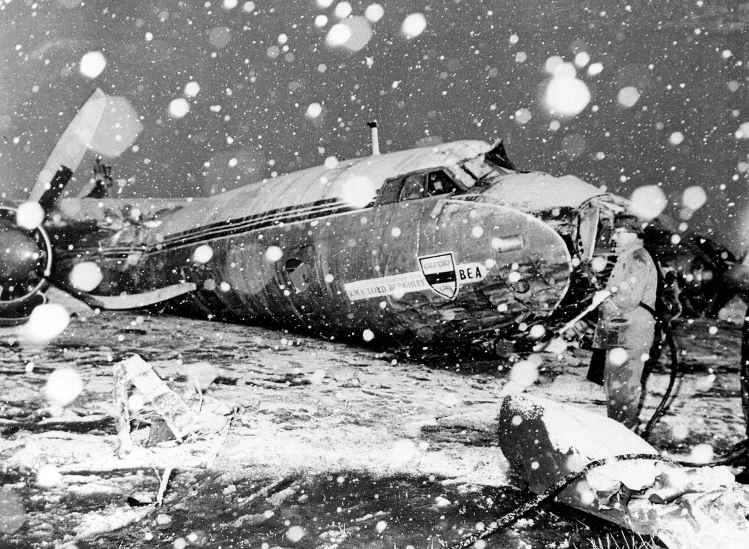 Munich air disaster | 1958, Players, Deaths, Bobby Charlton, & Facts |  Britannica