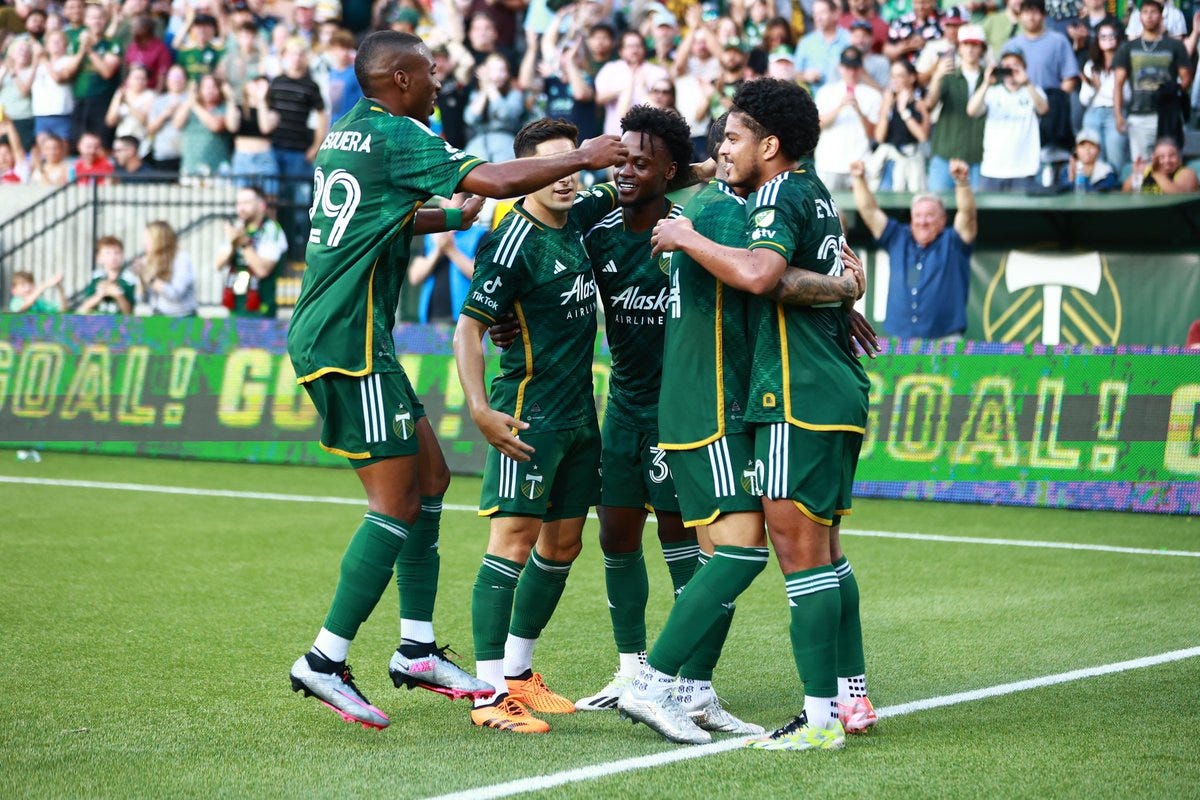 Timbers celebrate Evander’s goal