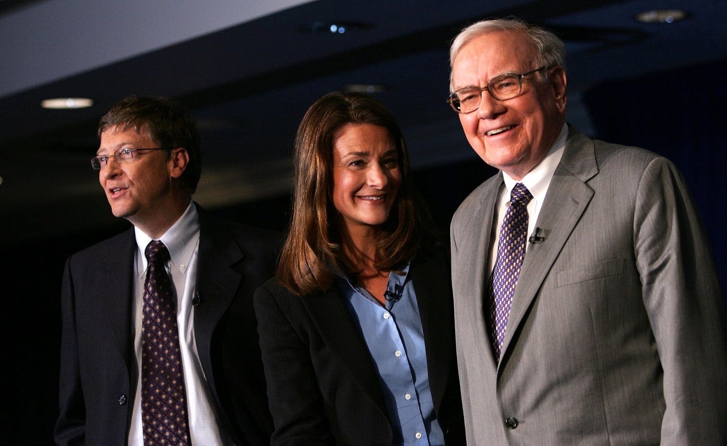Bill Gates', Warren Buffet's Giving Pledge Attracts 17 New Big Names |  Fortune