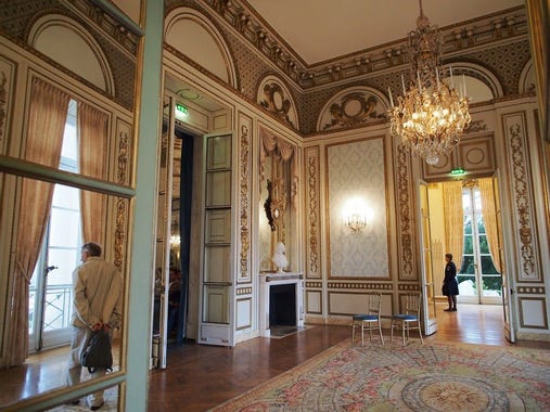 Architecture néo-classique en France : le pavillon de musique de ...