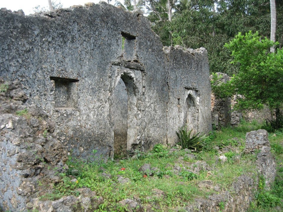 ruined house at Fukuchani