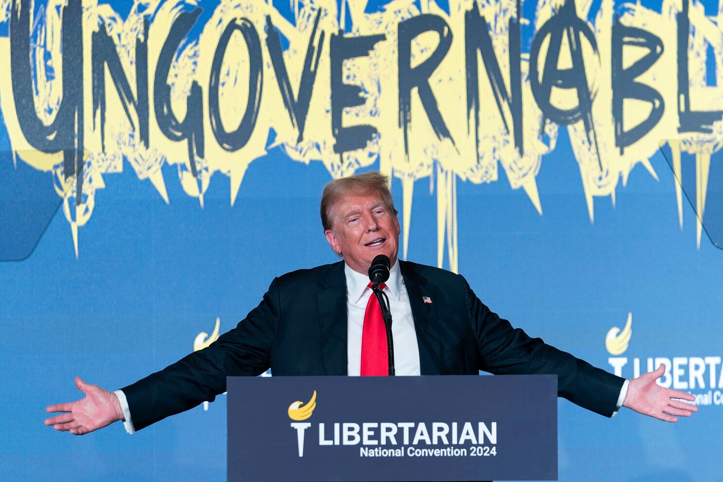 Trump booed repeatedly during Libertarian convention speech | AP News