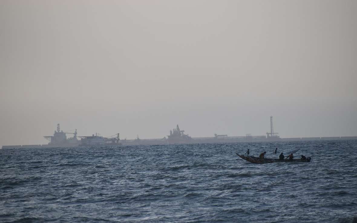 fishers-on-water-industry background-bogrand-2022