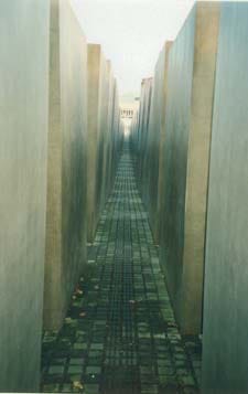 Le Mémorial de la Shoah à Berlin, place Hannah Arendt.
