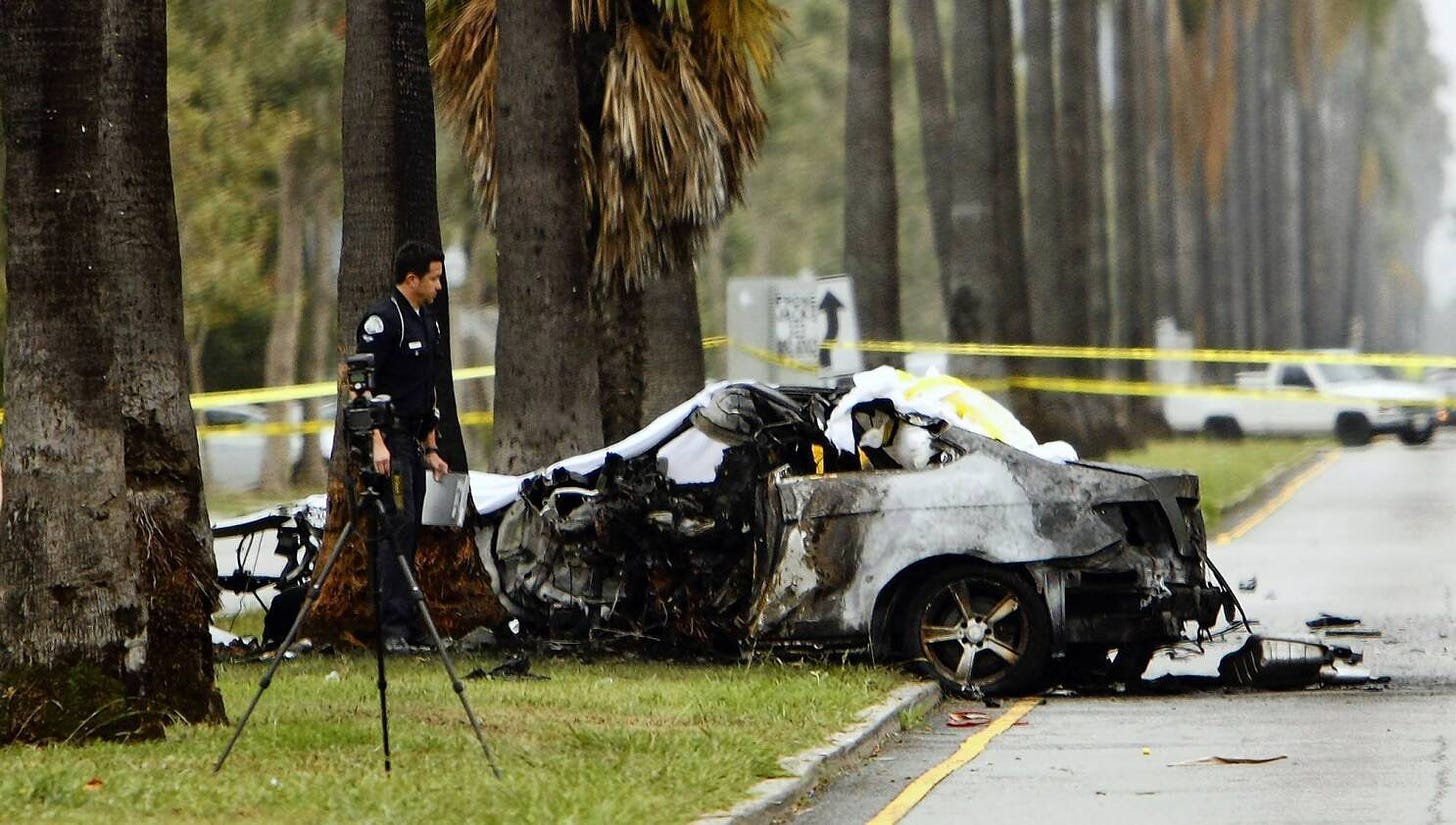 Journalist Michael Hastings died instantly in crash, coroner says - Los  Angeles Times