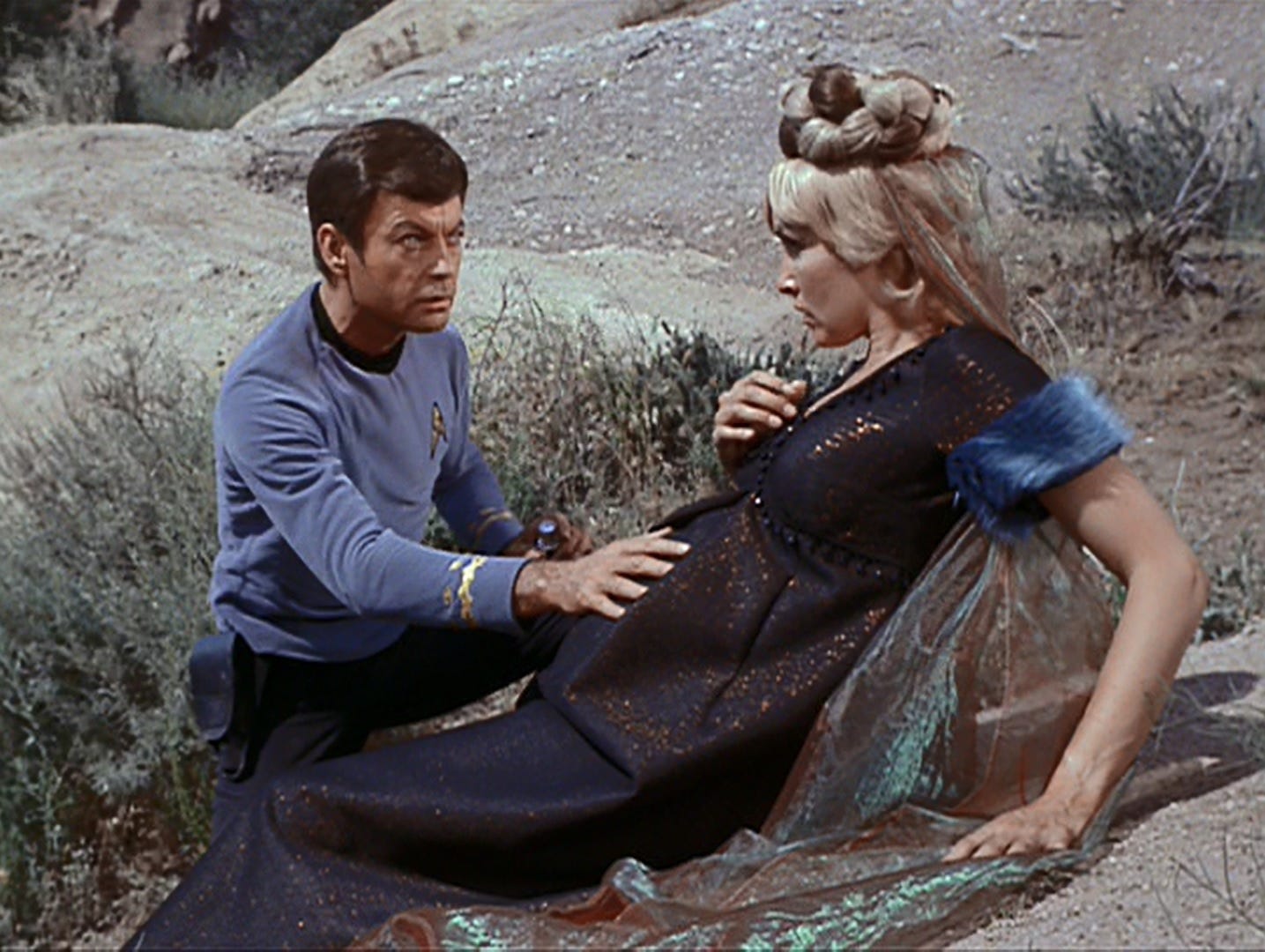 Star Trek Episode 40: Friday's Child - Midnite Reviews