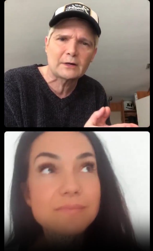 Corey y Susie cabalgan de nuevo, por un buen motivo.