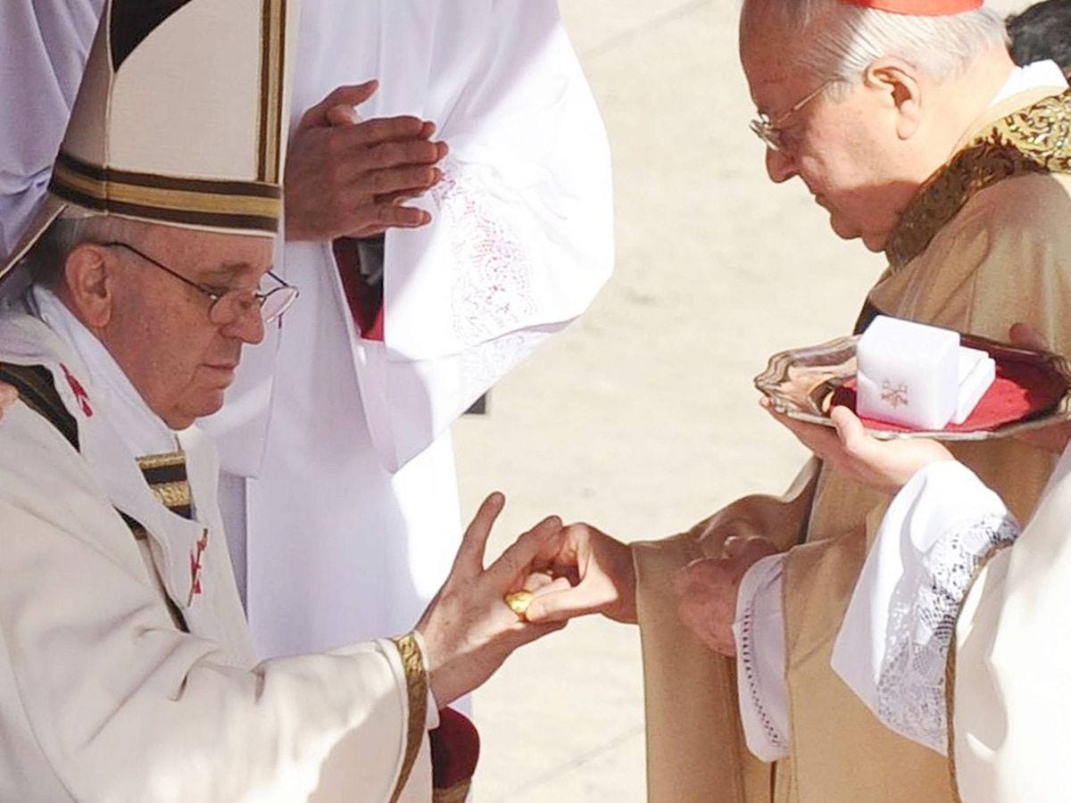 Qué es el anillo del Pescador del papa y por qué será destruido tras su  muerte