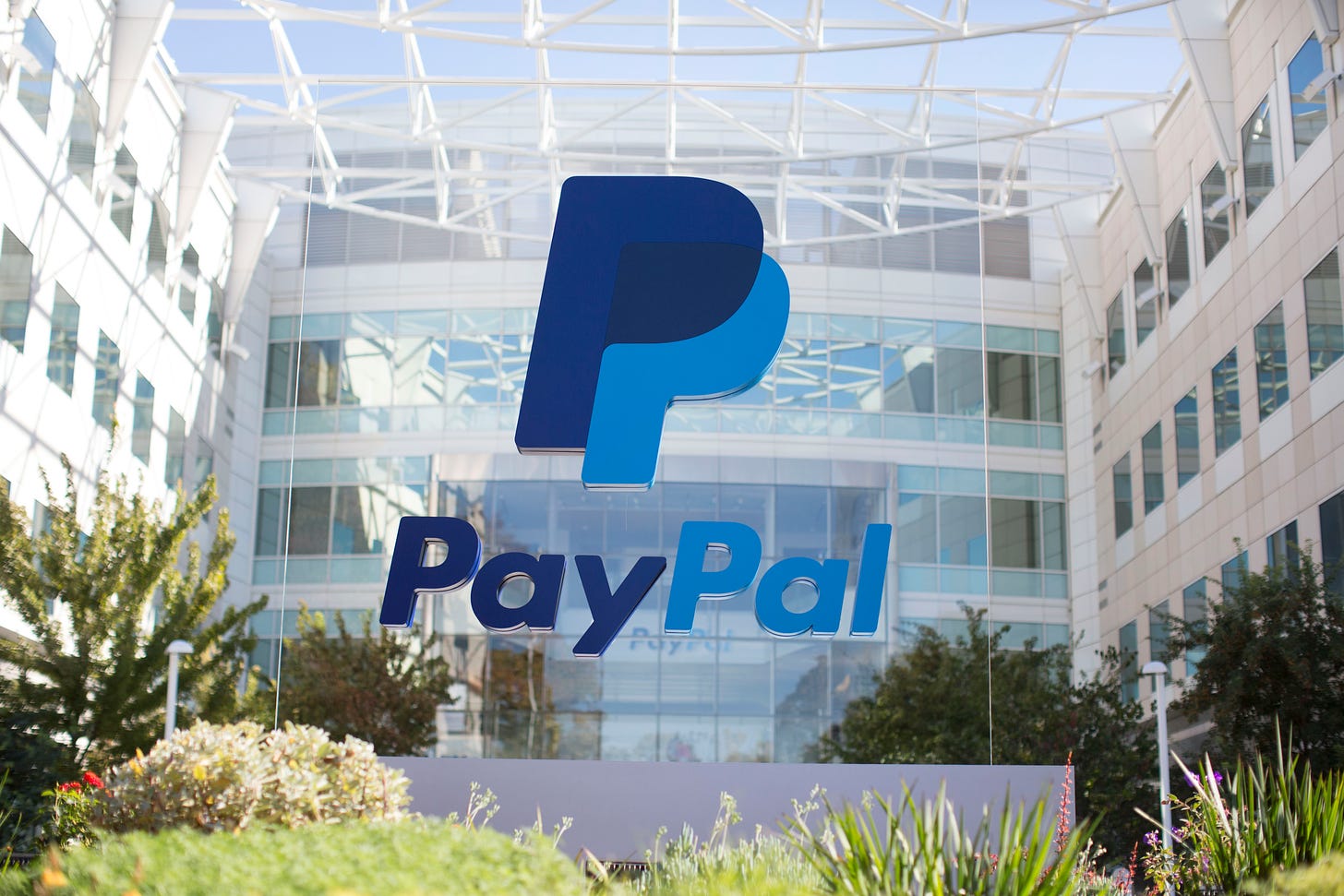 Slik bør du betale med PayPal | Dinero