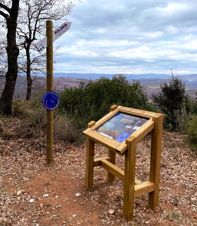 Mirador Estel·lar de Vilanova de Meià. La Noguera, Montsec de Rúbies. Lleida, Catalunya.