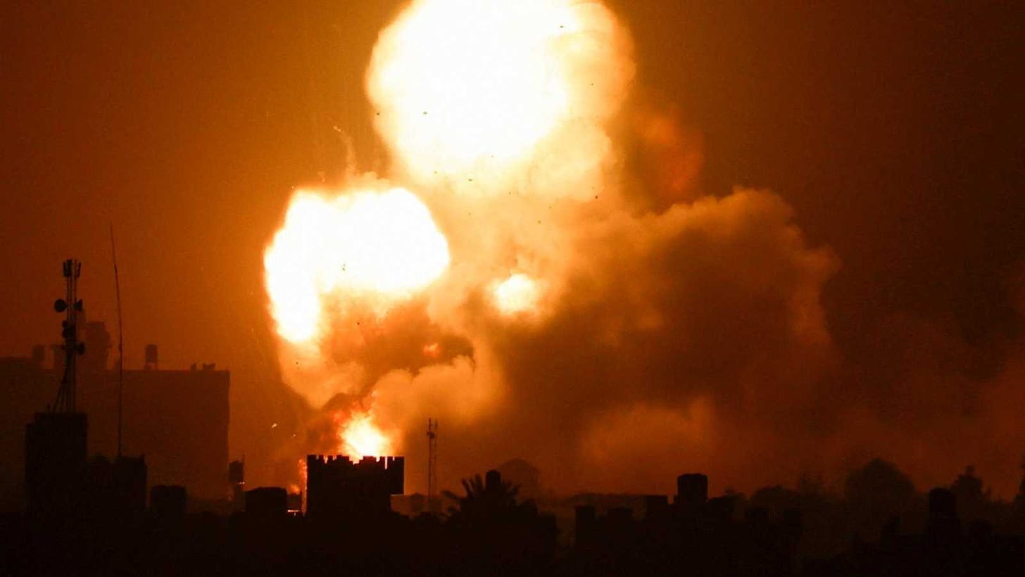 Israel bombardea objetivos de Hamás en Gaza