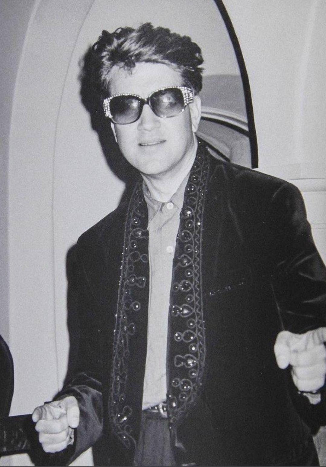 David Lynch grooving in 1989 : r/twinpeaks