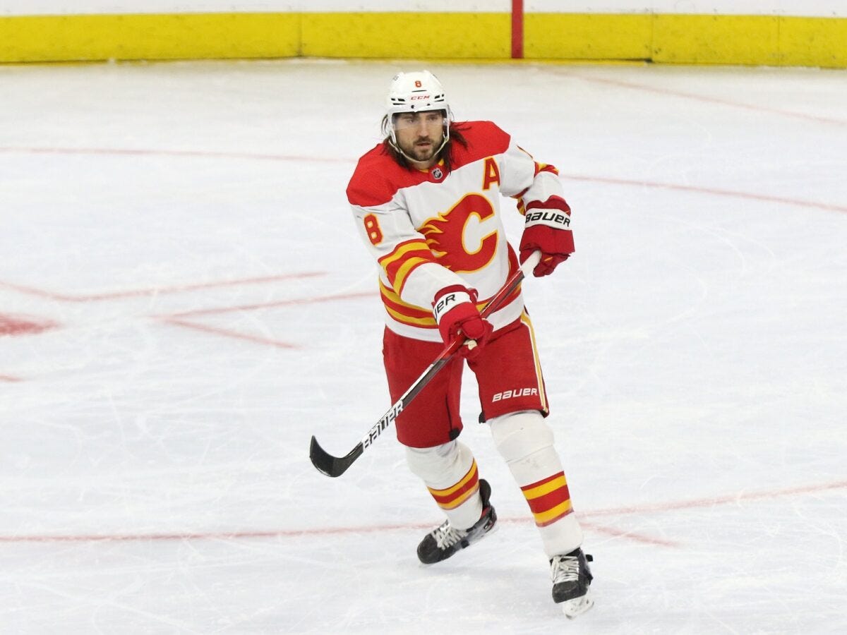 Chris Tanev Calgary Flames