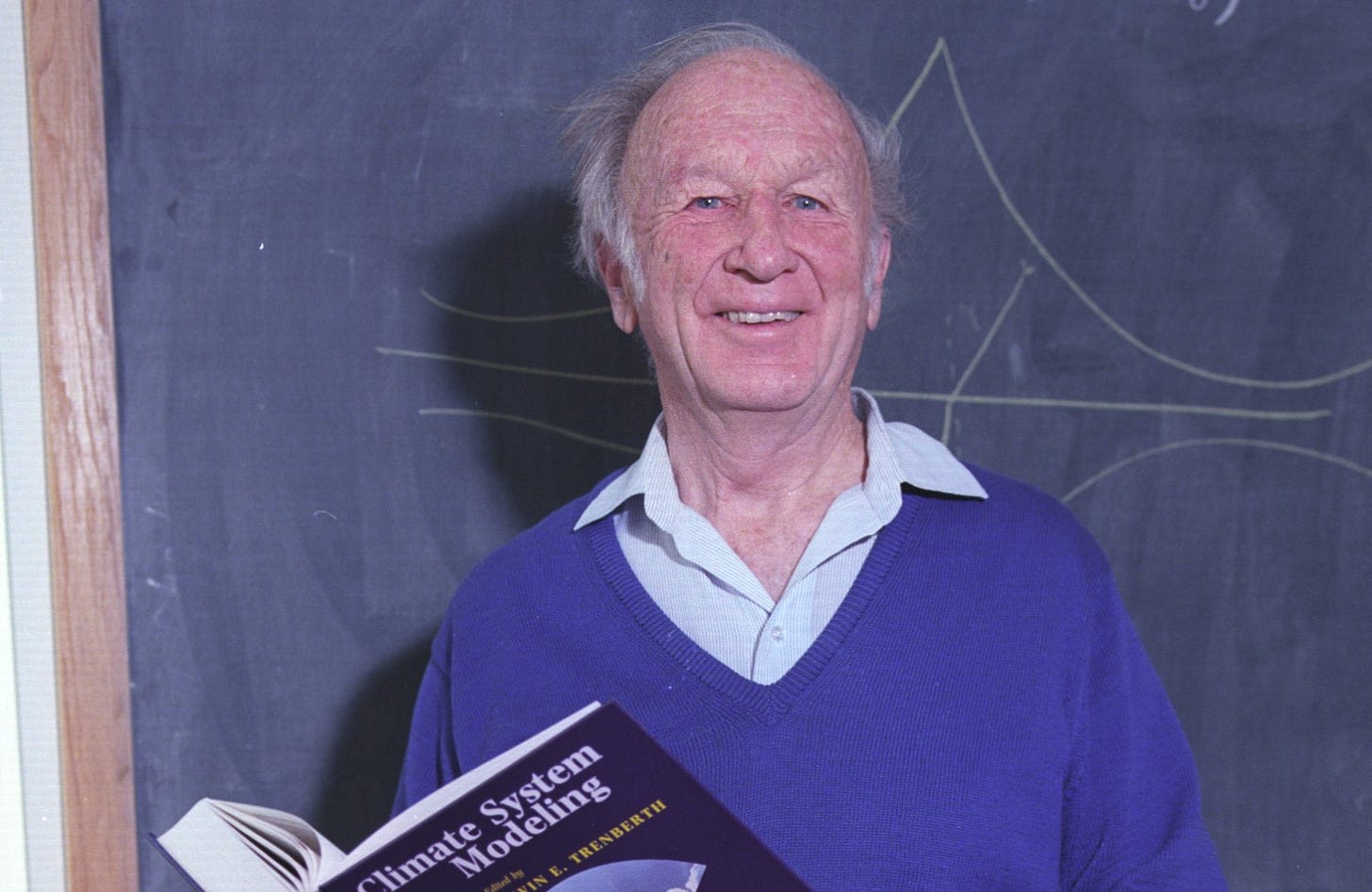 15 Astounding Facts About Edward Lorenz - Facts.net