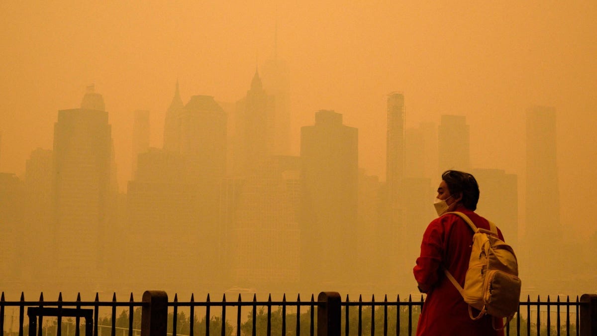 New York's Smoke-Filled Air: Cause, Health Risks, Duration Explained