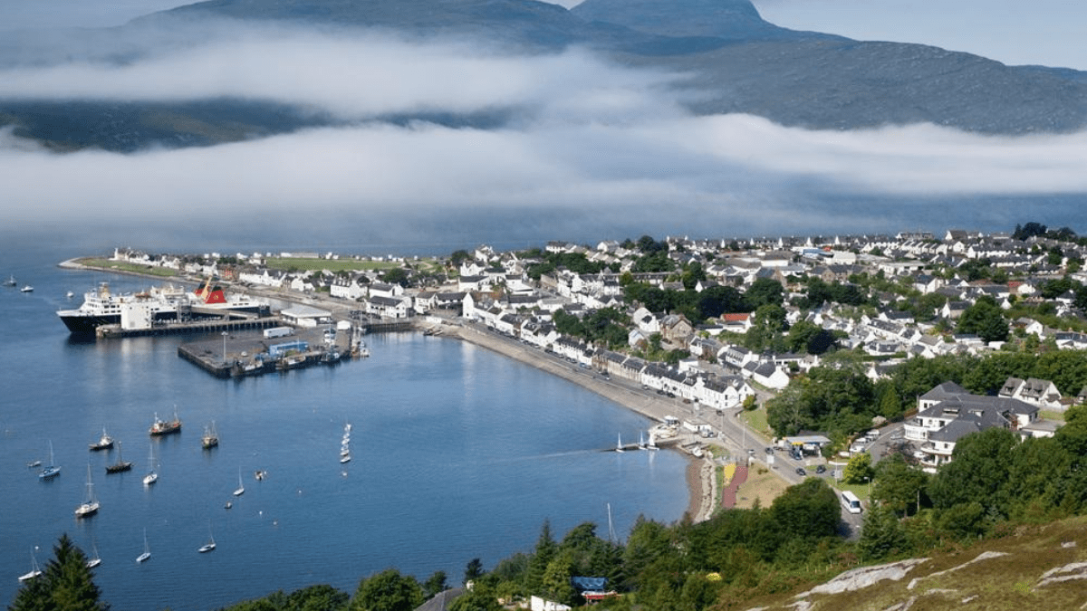 Discover Ullapool