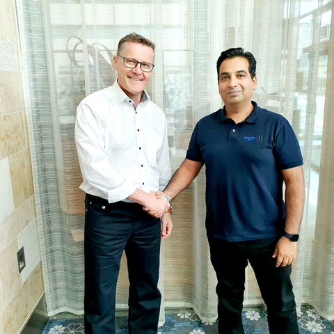 Klaus Doblich-Fruhstuck, Sr. Global Account Director at Deutsche Telekom IoT, pictured with Gaurav Chaudhry, Director of Business Development, EMEA at Airgain - Asset Tracking Division. (Photo: Business Wire)