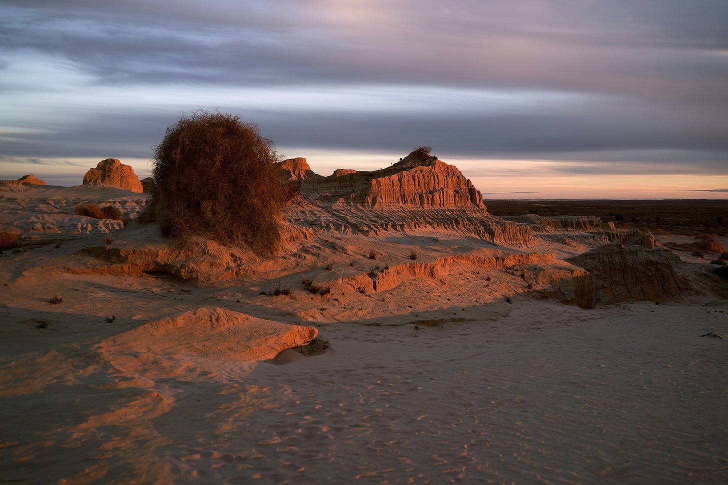Landscape in Mungo National Park, New South Wales, Australia Landscape in Mungo National Park, New South Wales, Australia