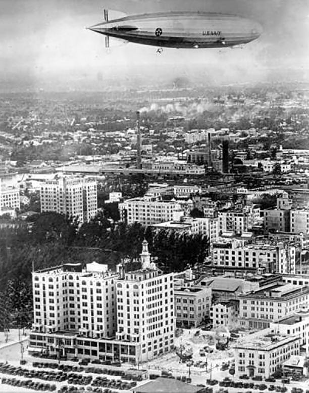 Figure 5: Romer photo of Airship over Miami in 1925
