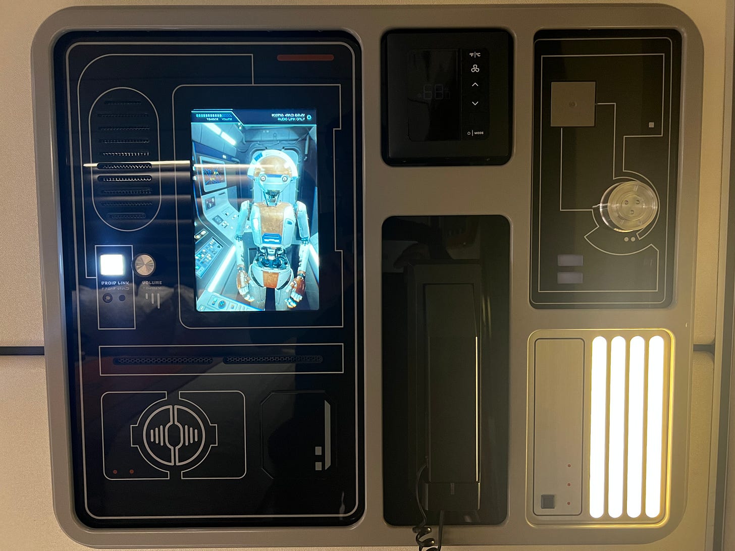 A computer screen with a video of a droid