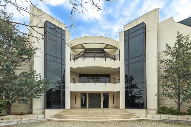 The mansion occupies 14,000 square feet. 