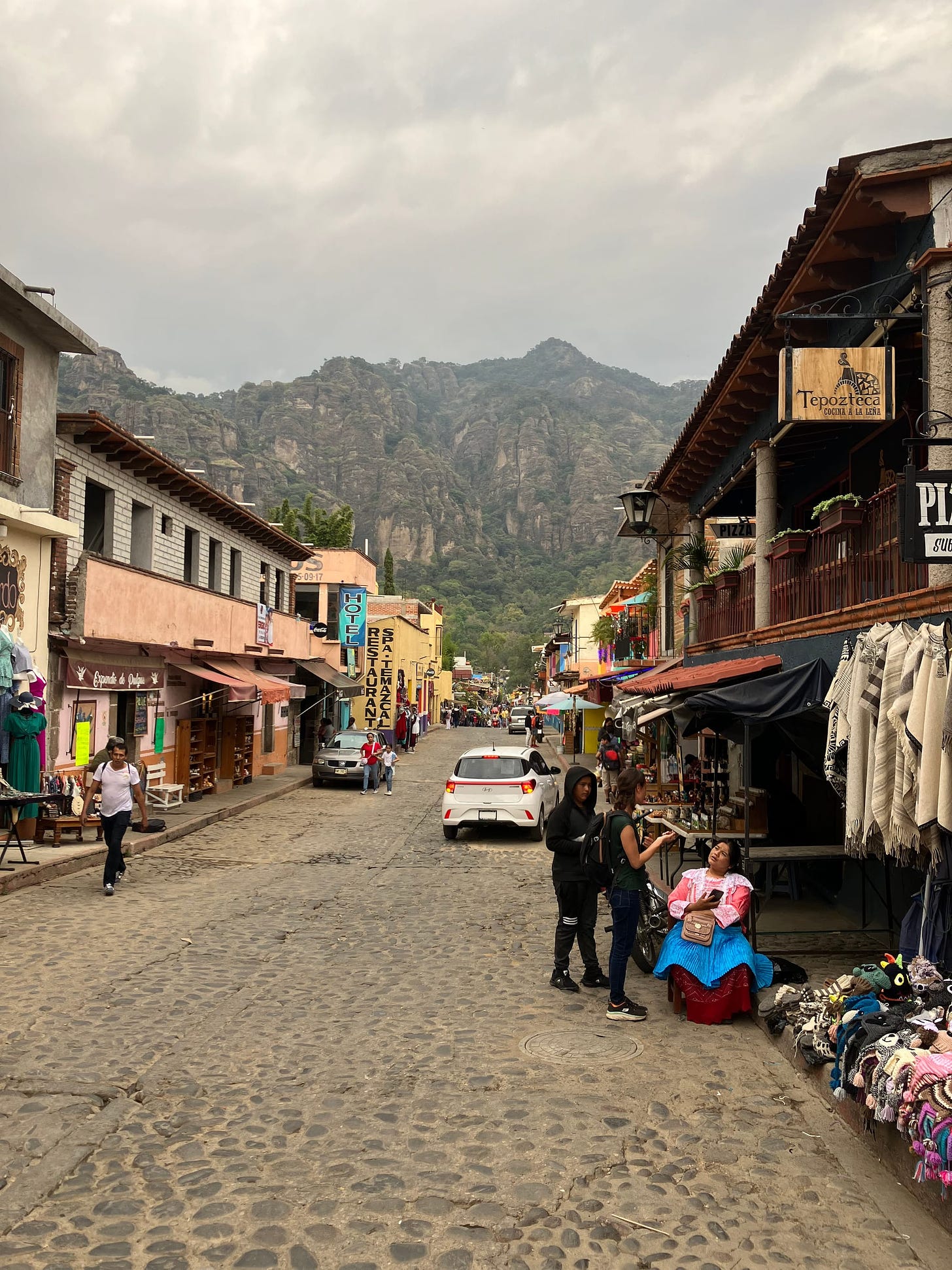 Go see the Aztecs! A Christmas story from Tepoztlán and a New Year's Message