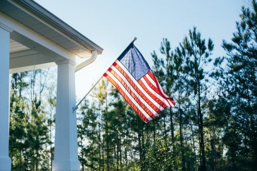When Is American Flag Day 2023? - Farmers' Almanac - Plan Your Day. Grow  Your Life.
