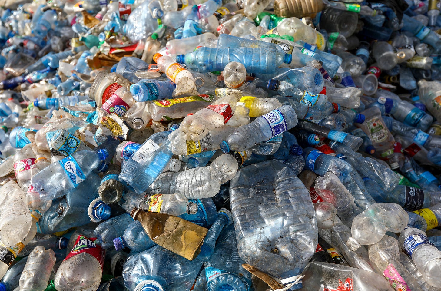 Glass, aluminum, paper? What to know about alternatives to plastic. - The  Washington Post