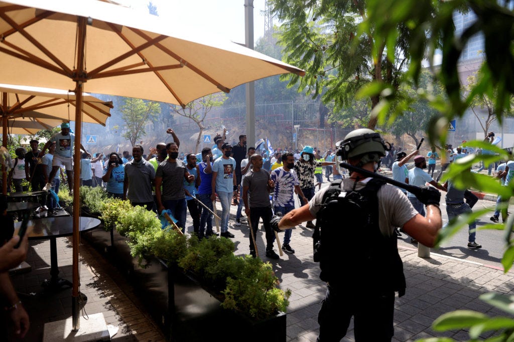 Violent demonstrations by Eritrean asylum seekers in Tel Aviv