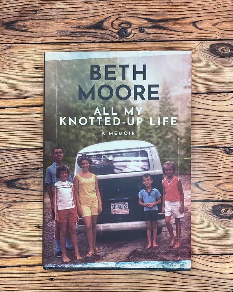 All My Knotted-Up Life: A Memoir: Moore, Beth: 9781496472670: Amazon.com:  Books
