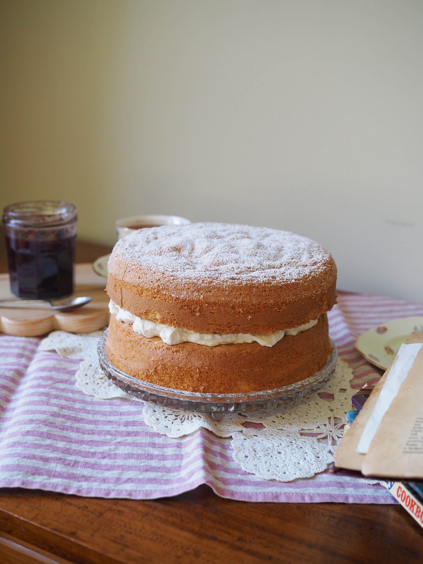 Double Layer Sponge Cake