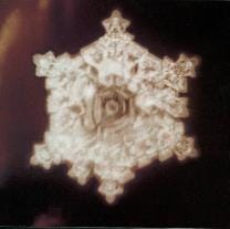 Water Crystal- Beethoven (Emoto Masaru)